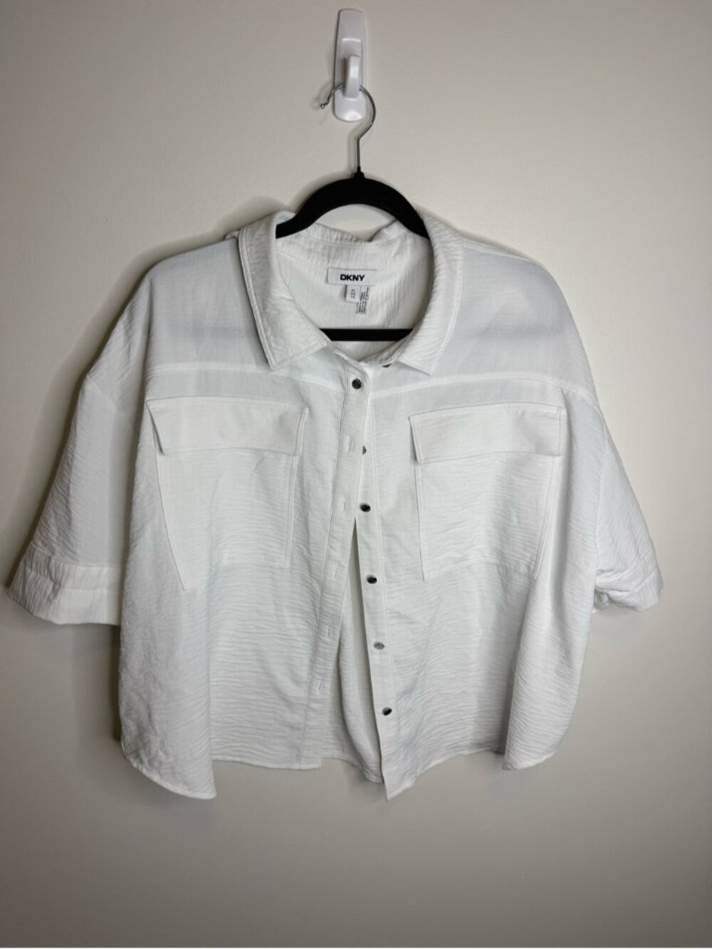 DKNY White Short-Sleeve Shirt button up size XL